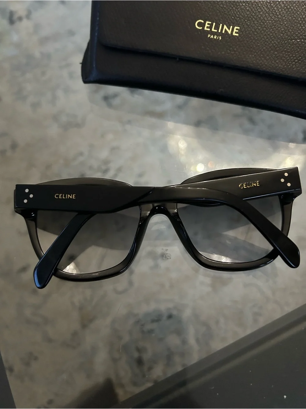 CELINE black oversized sunglasses CL40167I 01B 55x19x145